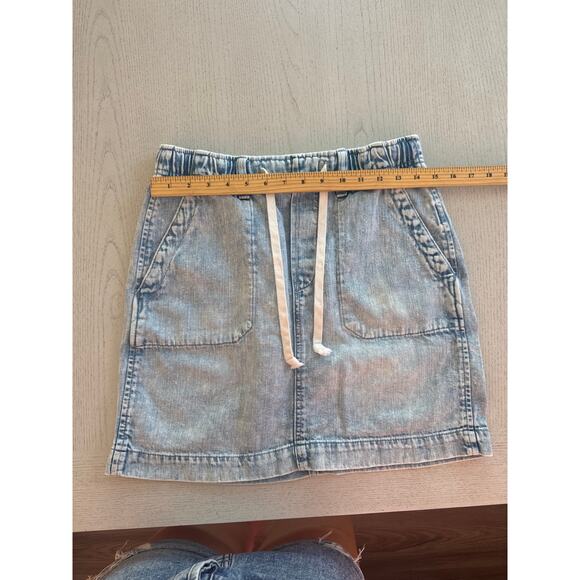 GAP Denim Skirt Light Wash Clean Girl Light Academia Balletcore - Picture 6 of 6
